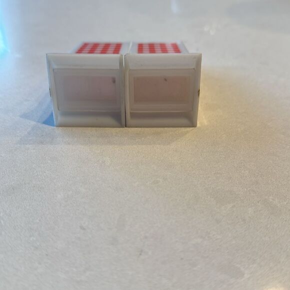 Salt Pepper shakers mid century vintage excellent condition, you’ll want to use. - Picture 3 of 6